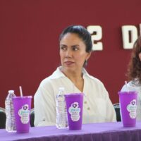 Fanny Arreola reconoce la labor de las y los enfermeros en su día