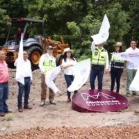 Alfredo Ramirez Bedolla y Fanny Arreola dan arranque a la obra del Parque Ecoturístico del Lago de Chandio